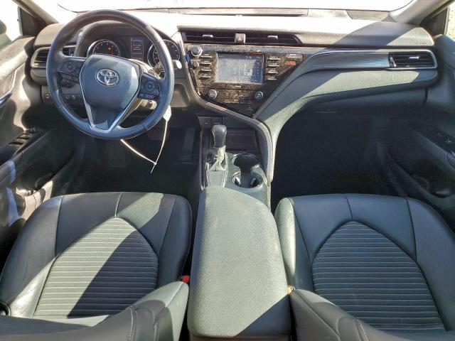 Toyota Camry Se Image 4