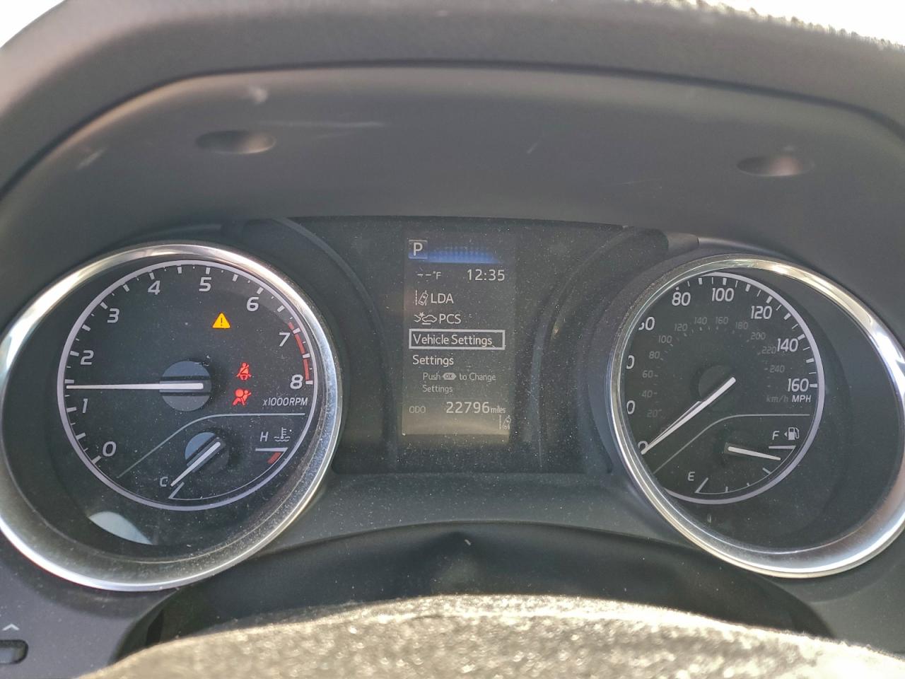 Toyota Camry Se Image 3