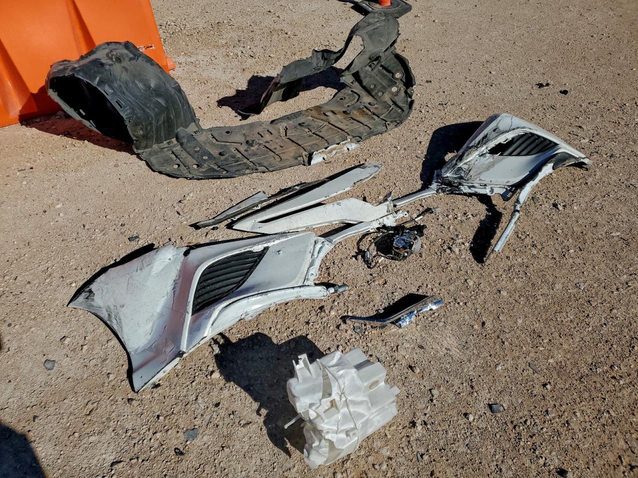 Toyota Camry Se Image 8