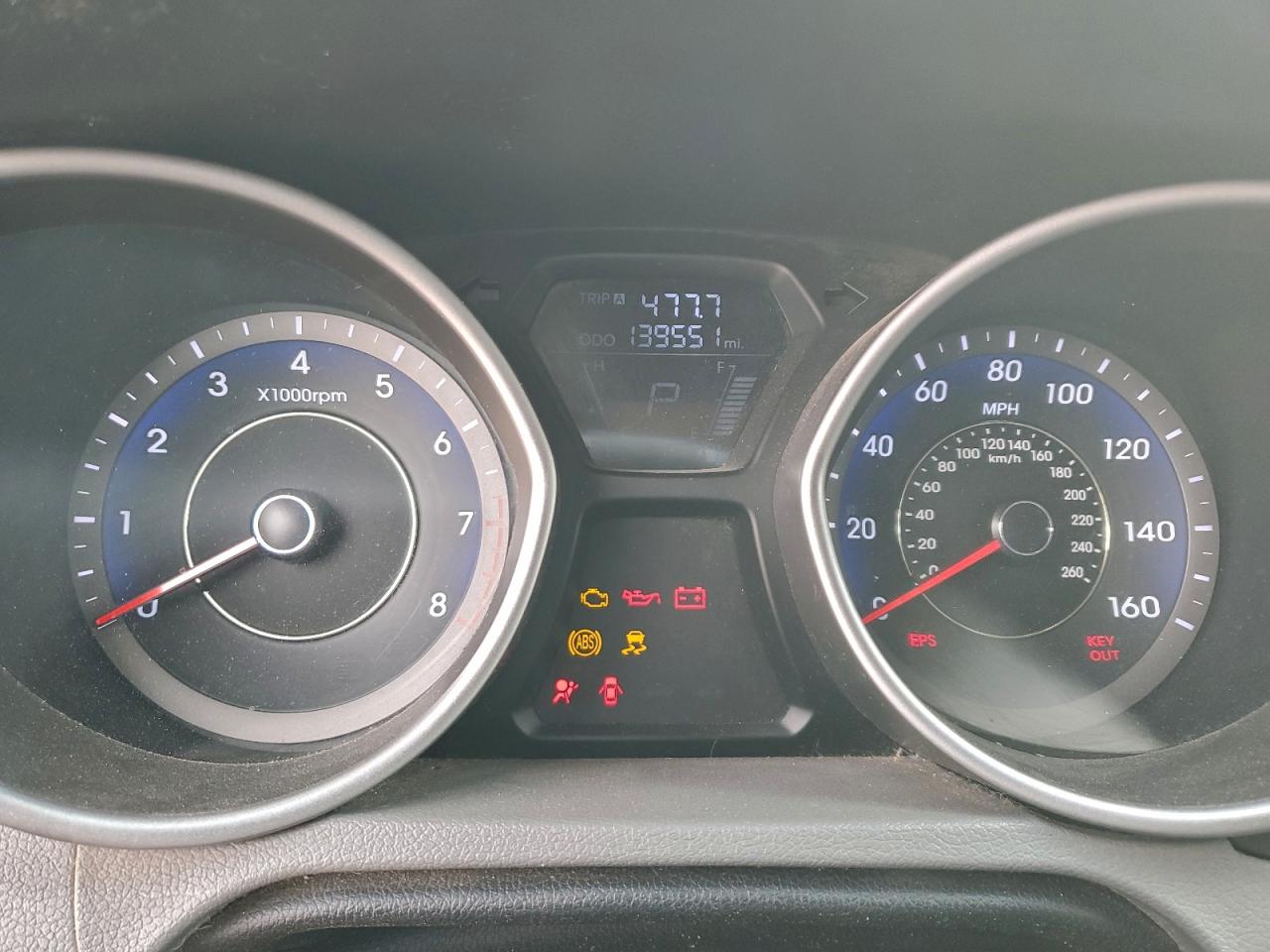 Hyundai ELANTRA Gls Image 10