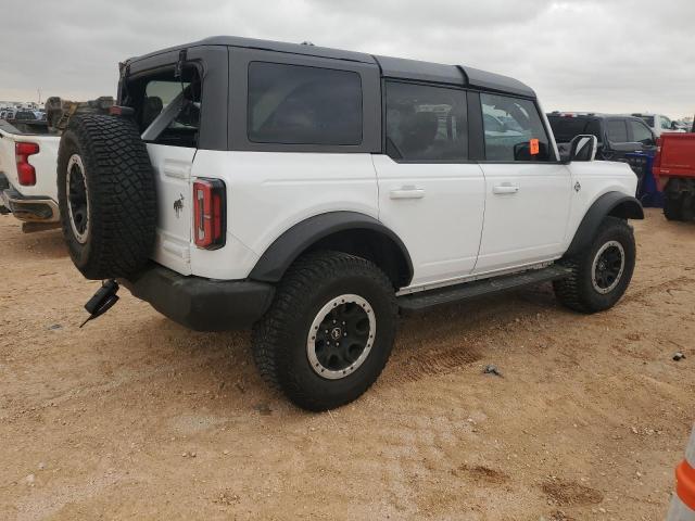 Ford Bronco Outer Banks Image 2