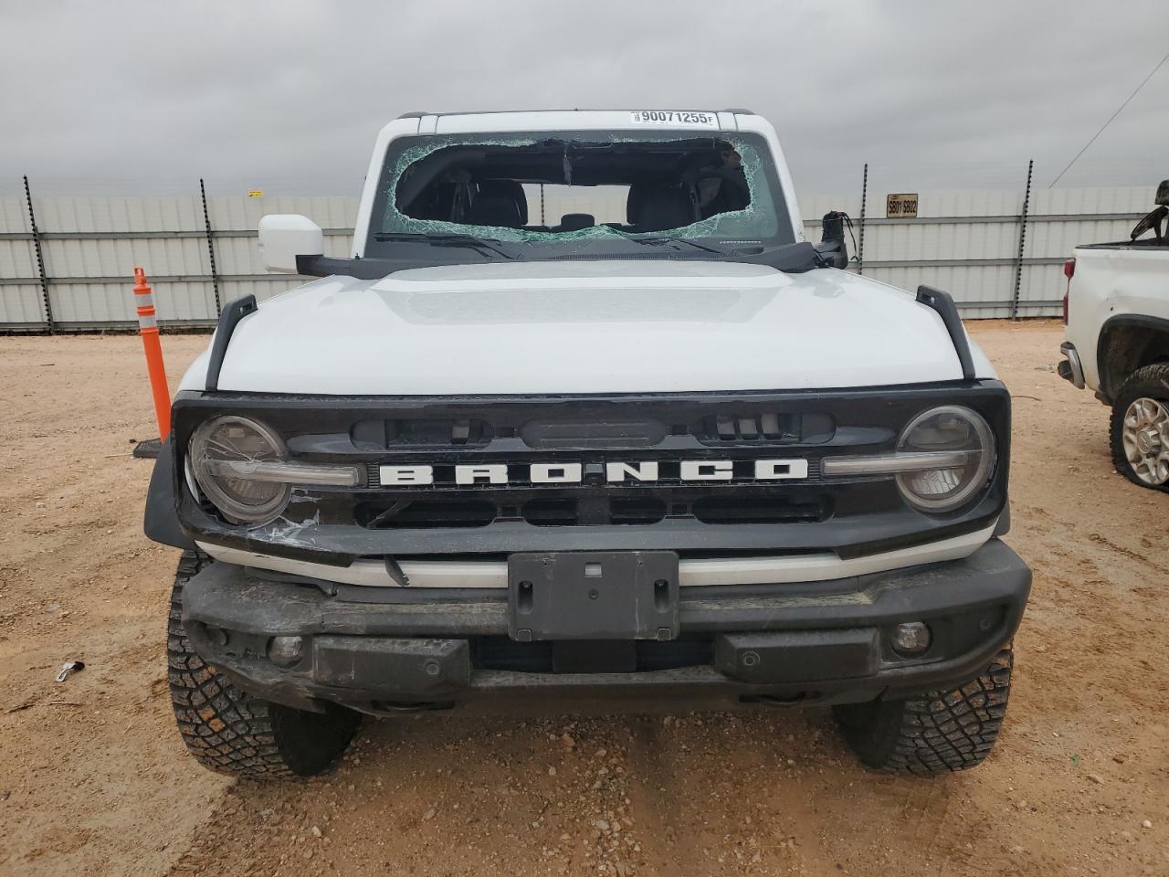 Ford Bronco Outer Banks Image 3