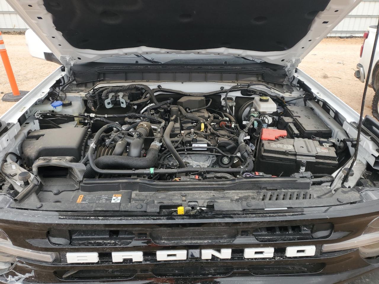 Ford Bronco Outer Banks Image 11