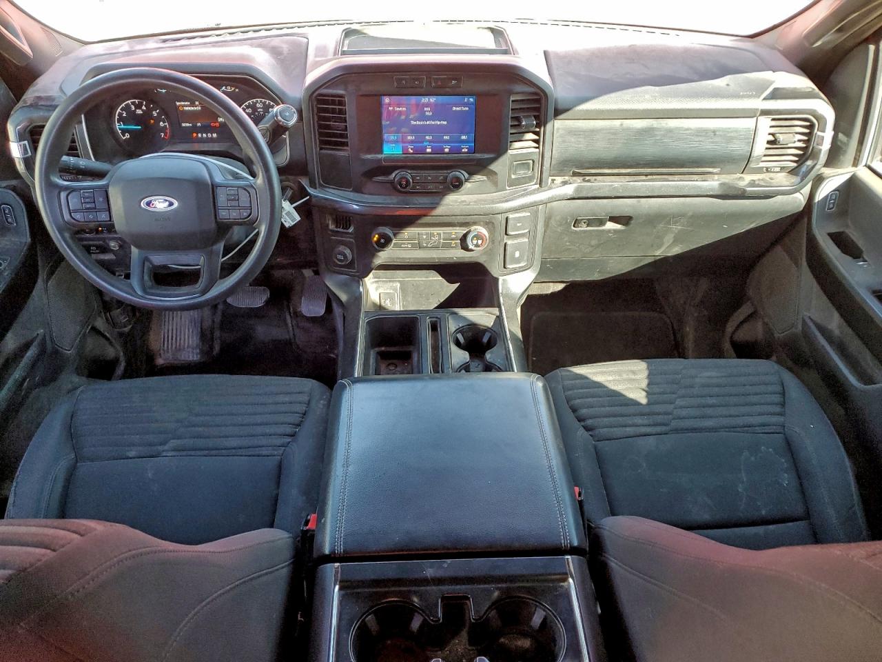 Ford F-150 Super Cab Image 8