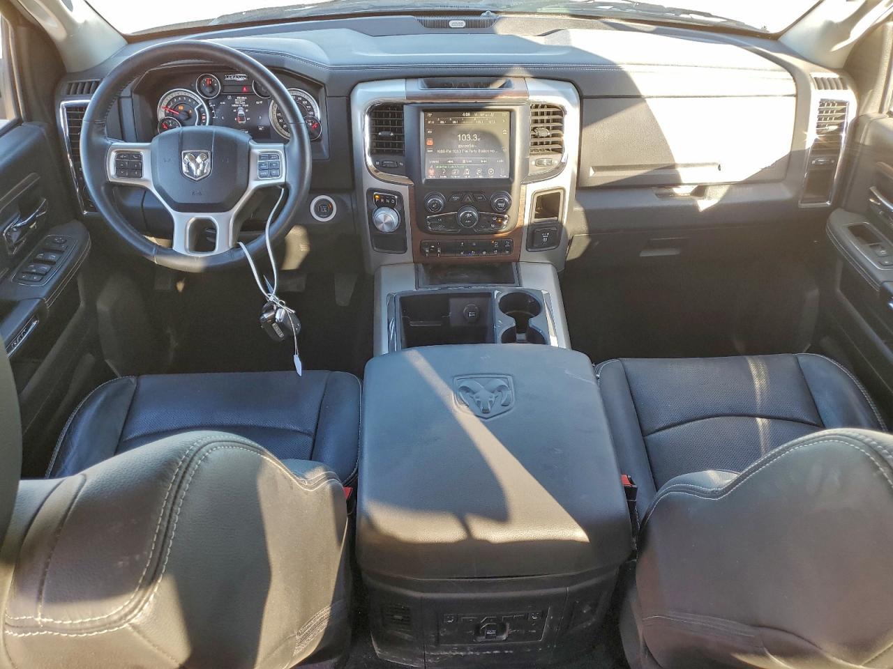 Ram 1500 Laramie Image 12