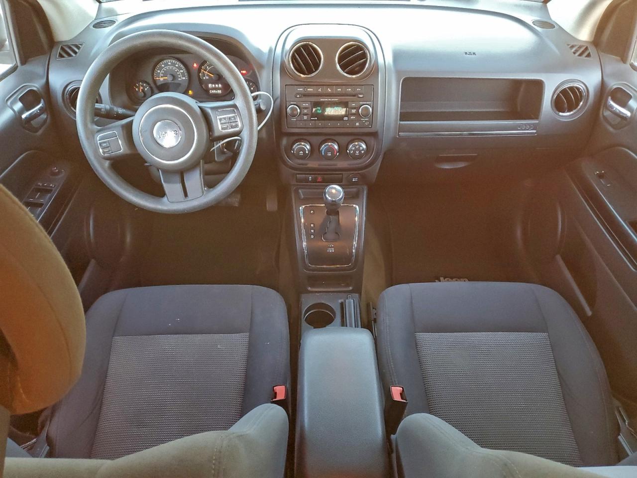 Jeep Compass Sport Image 12