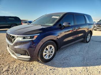  Salvage Kia Carnival