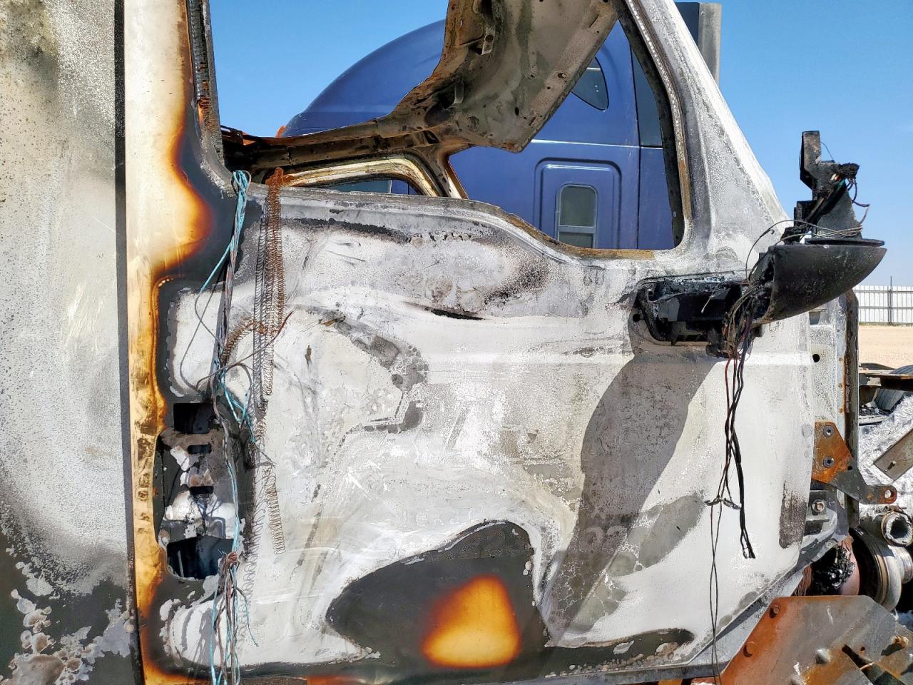 International Lt625 Image 9