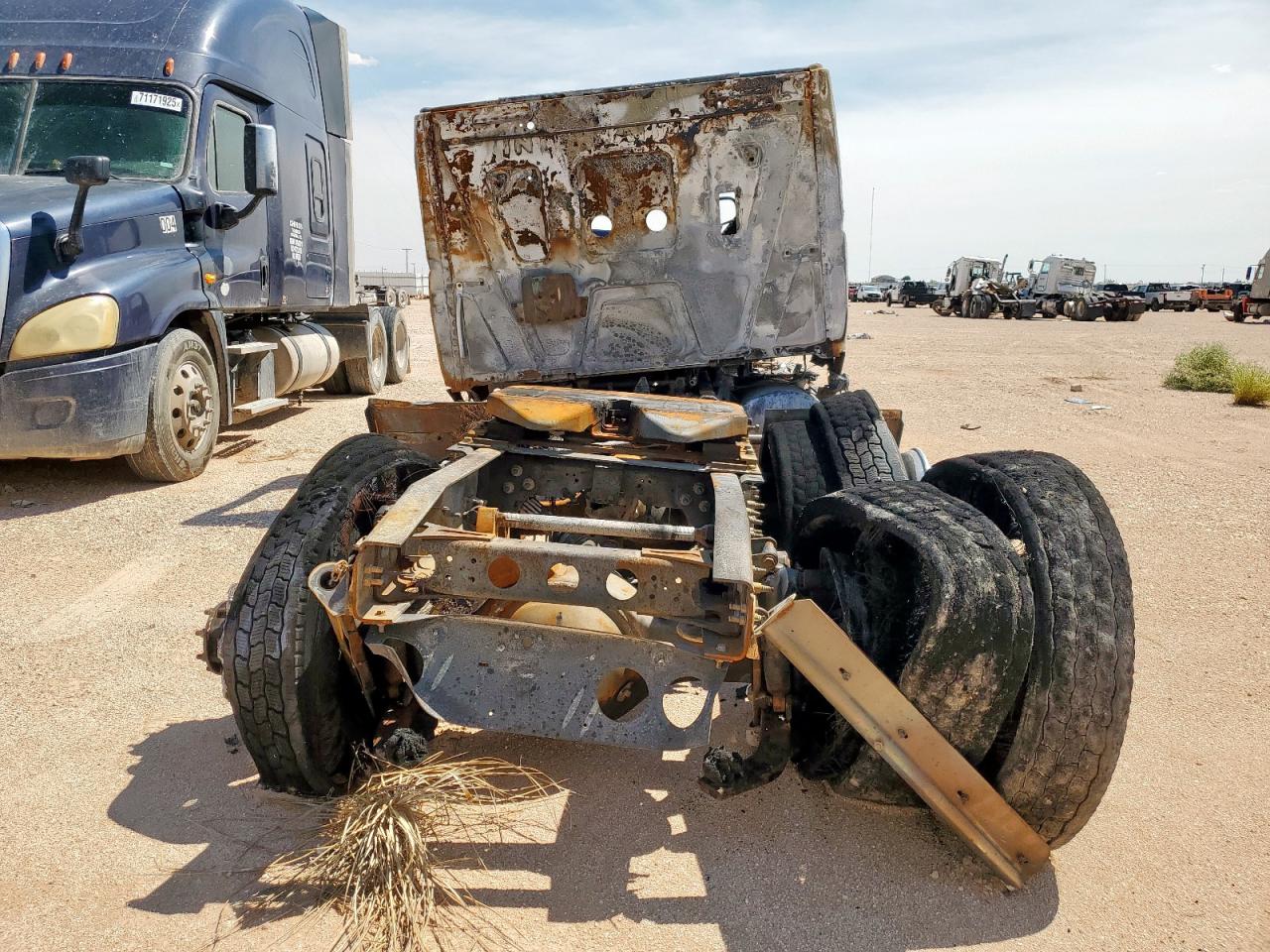 International Lt625 Image 5