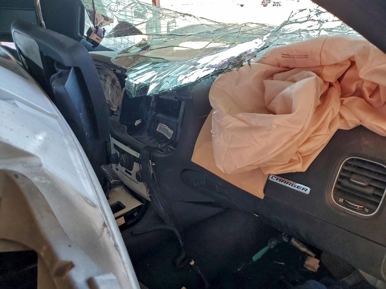 Dodge Charger R/t Image 12