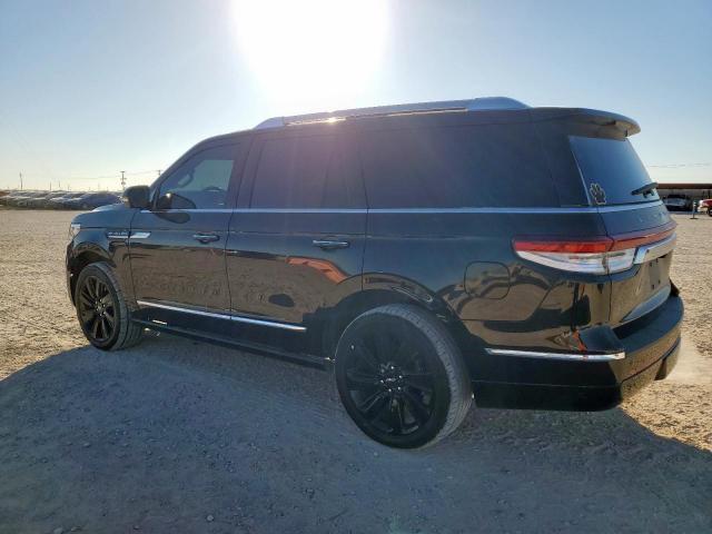 Lincoln Navigator Reserve Image 3