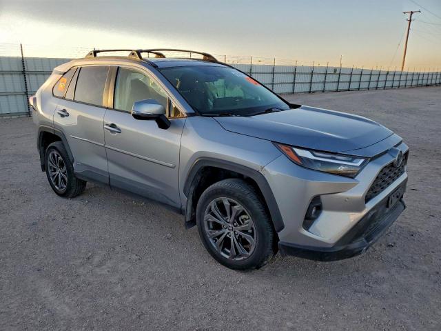 Toyota RAV4 Xle Premium Image 9