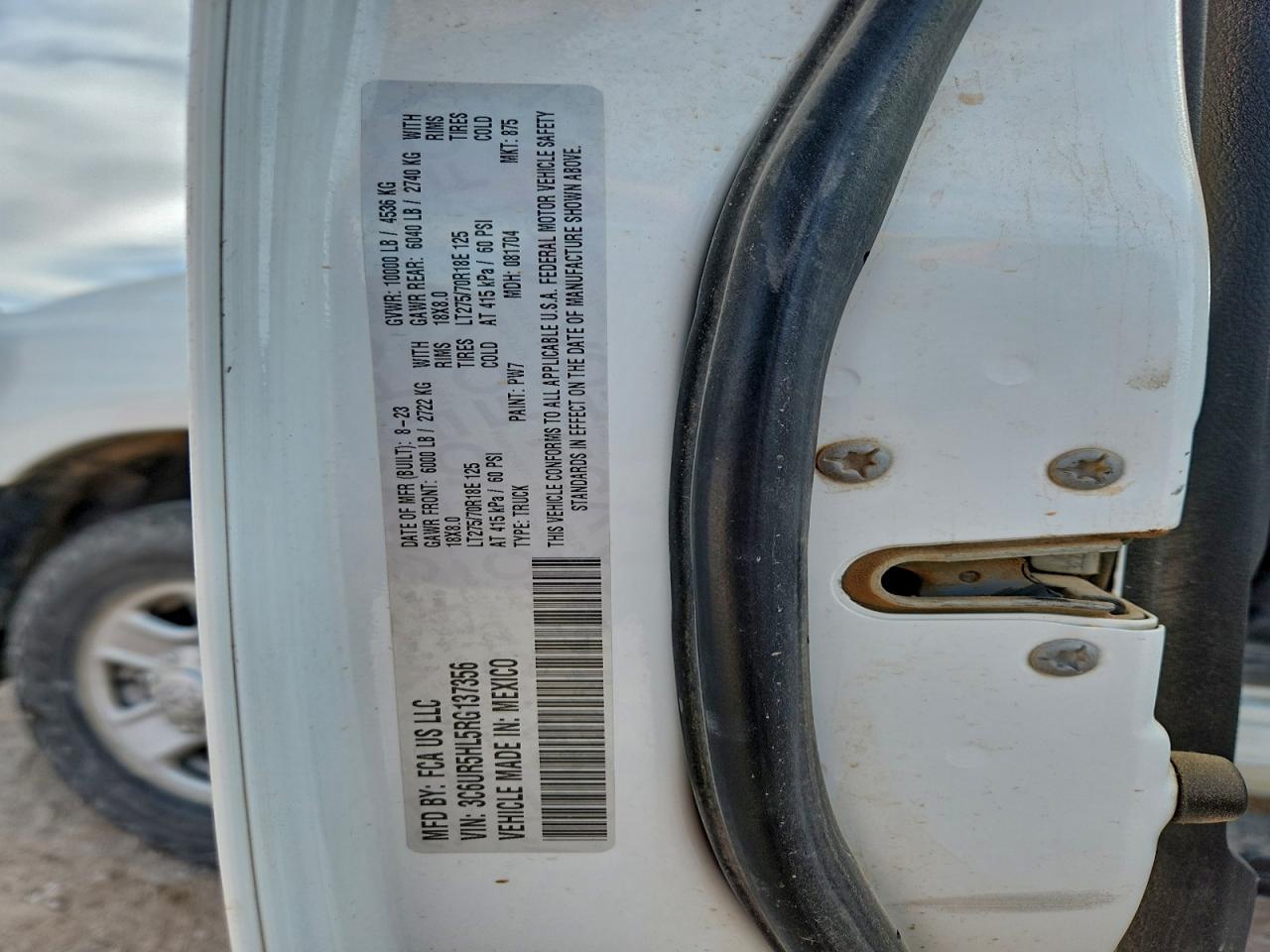 Ram 2500 Tradesman Image 4