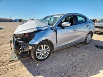  Salvage Toyota Yaris