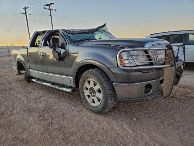 Lincoln Mark LT Image 7