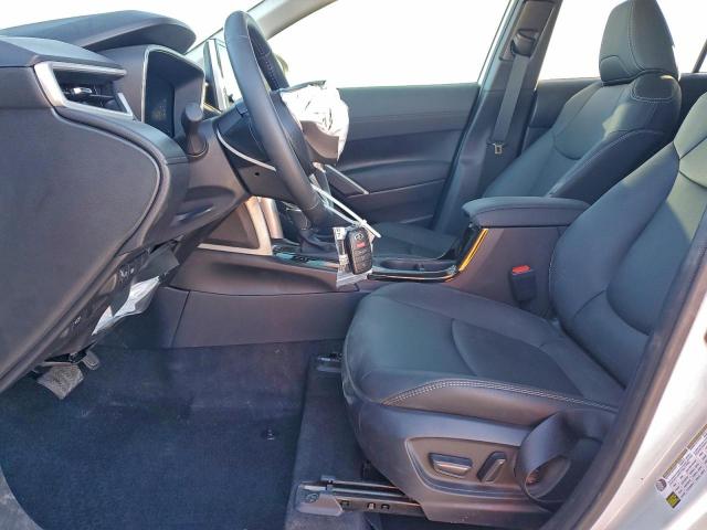 Toyota Corolla Xle Image 13