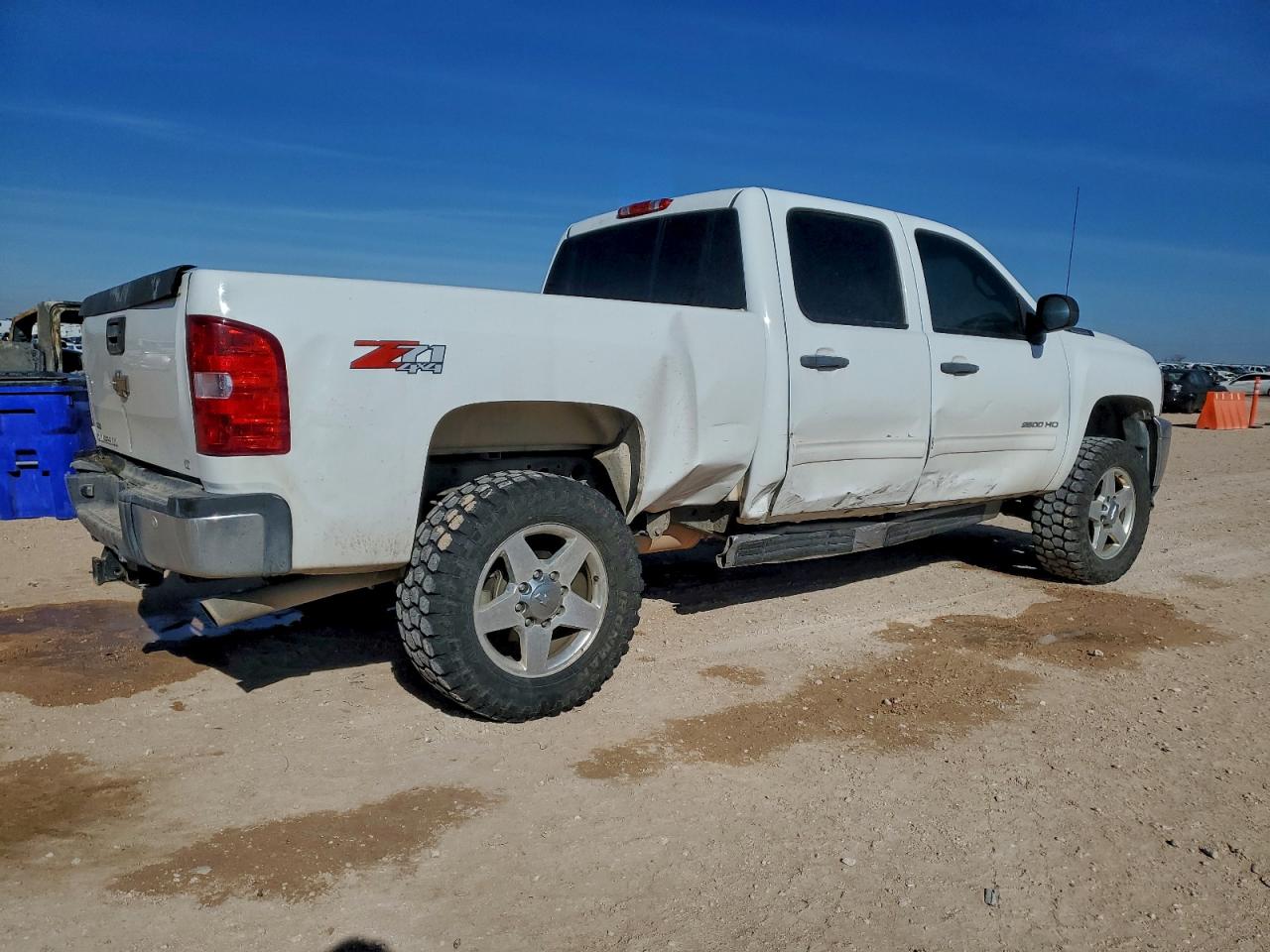 Chevrolet Silverado K2500 Heavy Duty Lt Image 8