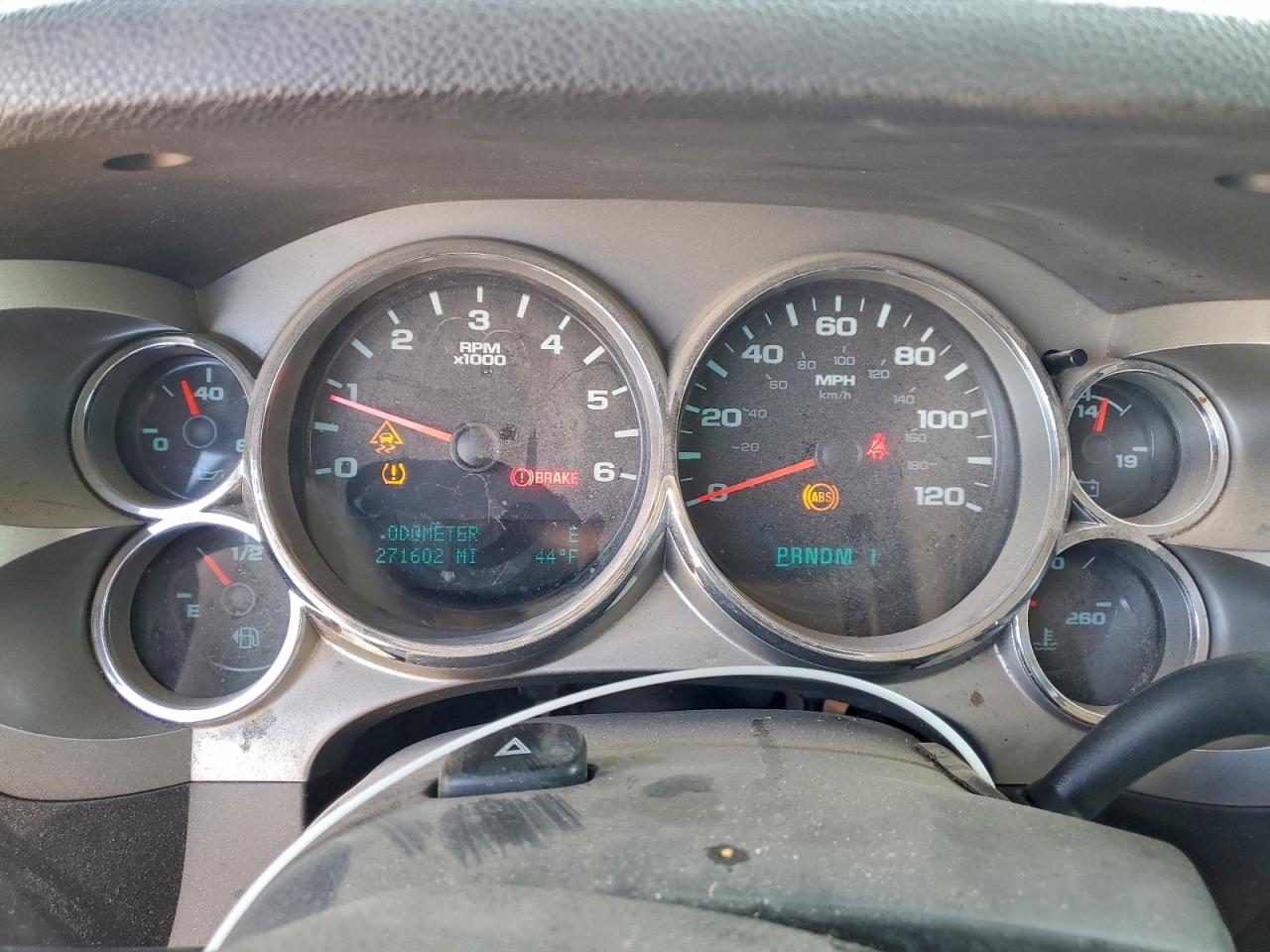 Chevrolet Silverado K2500 Heavy Duty Lt Image 3