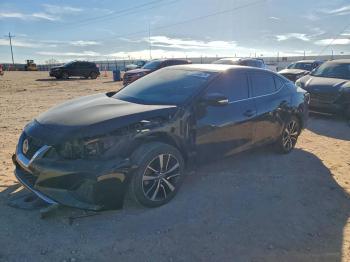  Salvage Nissan Maxima