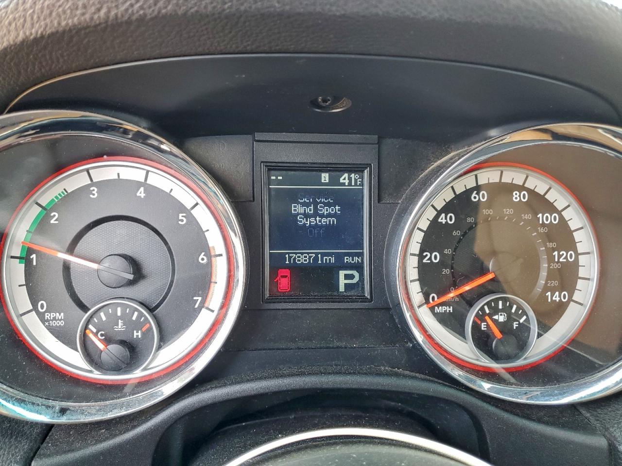 Dodge Durango Citadel Image 9