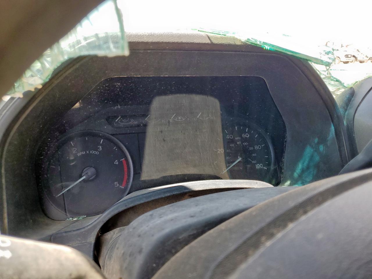 Ford F-550 Super Duty Image 10