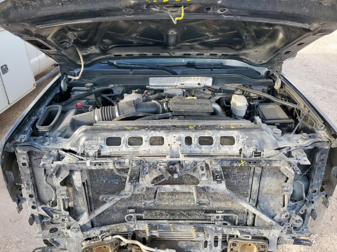 Chevrolet Silverado K3500 High Country Image 8