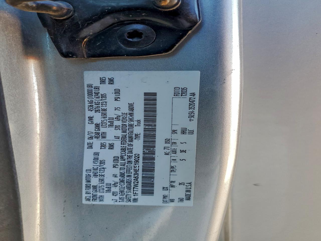 Ford F-250 Super Duty Image 7