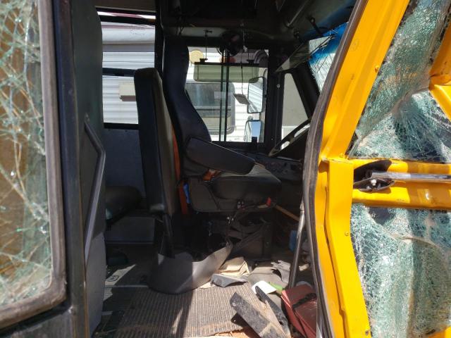 Freightliner Chassis B2 B2b Image 2