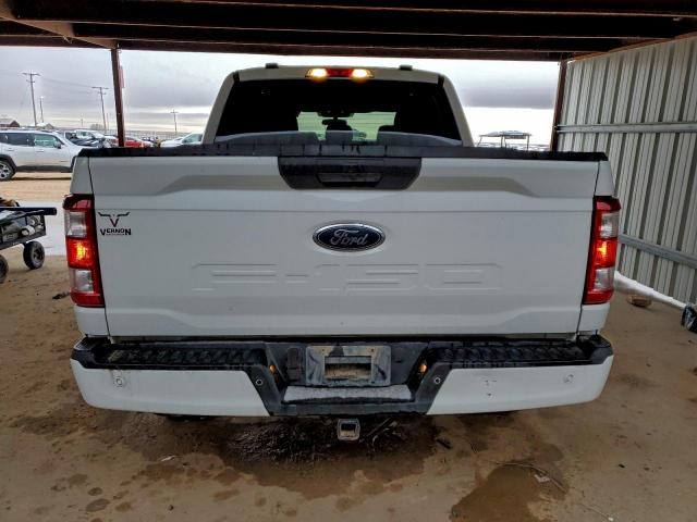 Ford F-150 Supercrew Image 11