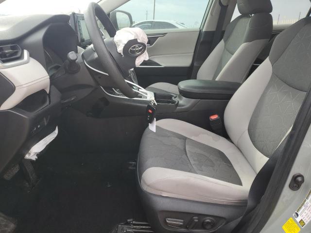 Toyota RAV4 Xle Image 8