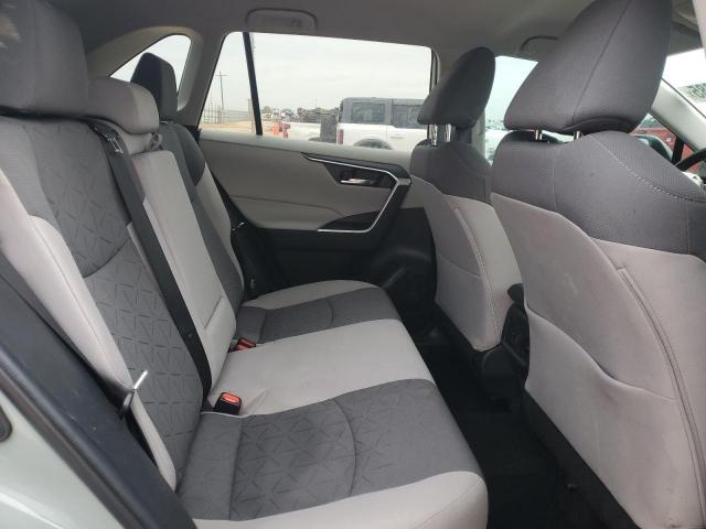 Toyota RAV4 Xle Image 6