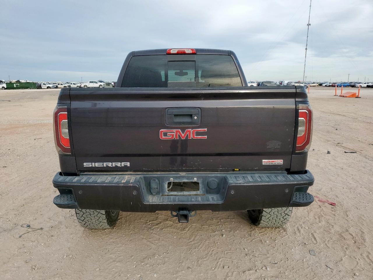 GMC Sierra K1500 Slt Image 3
