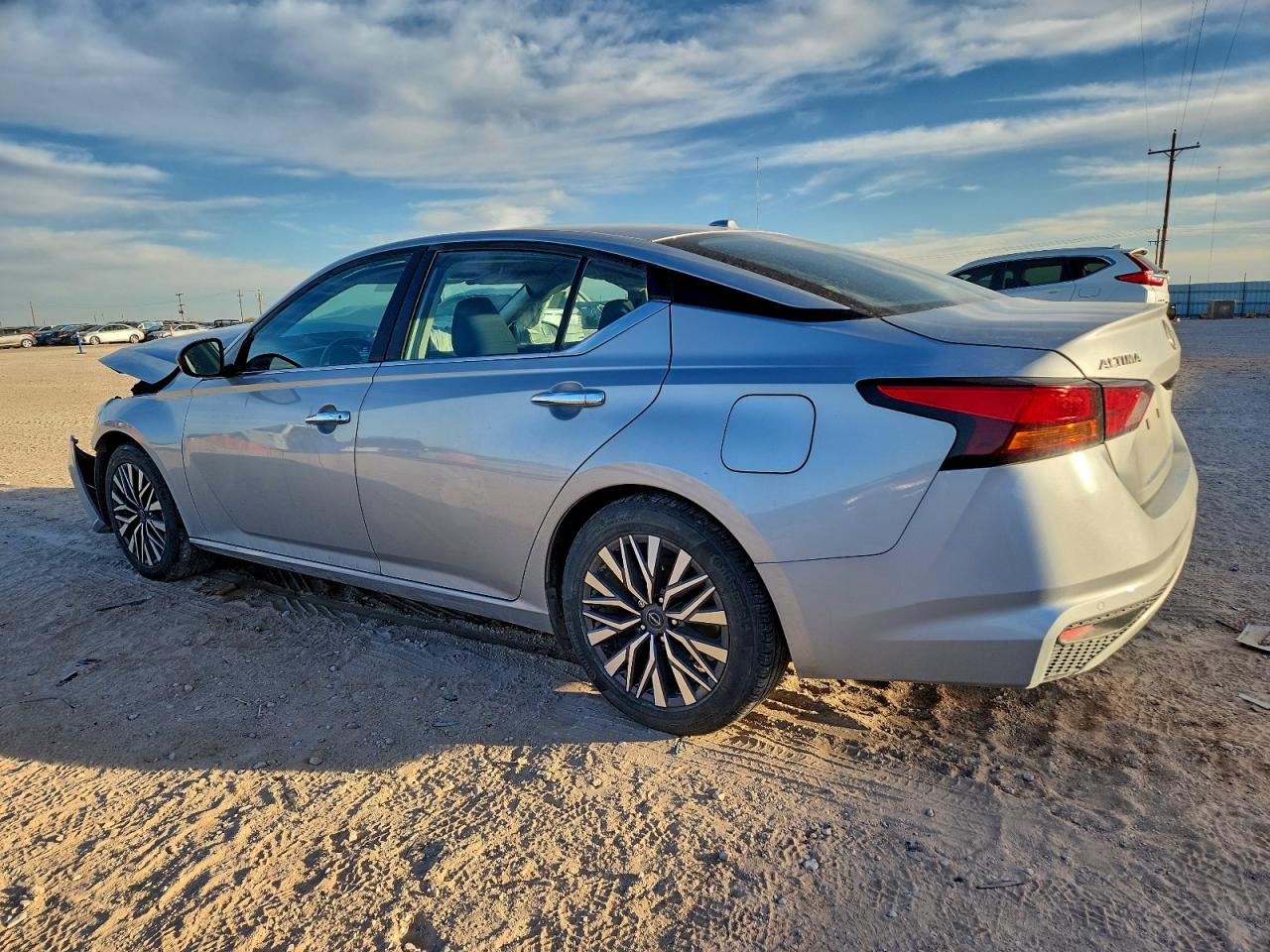 Nissan Altima Sv Image 3