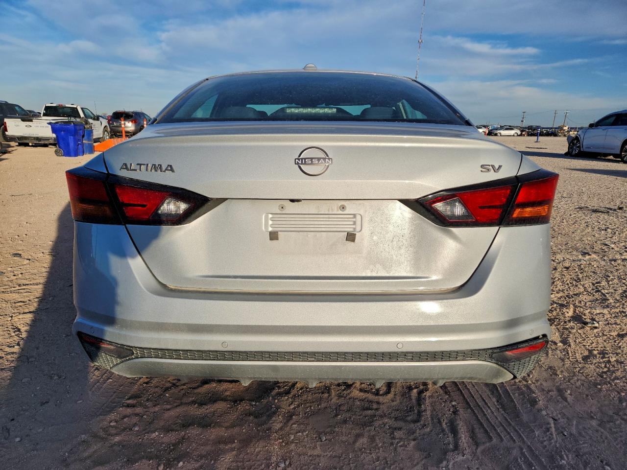 Nissan Altima Sv Image 8