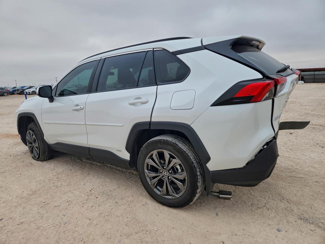 Toyota RAV4 Xle Premium Image 2