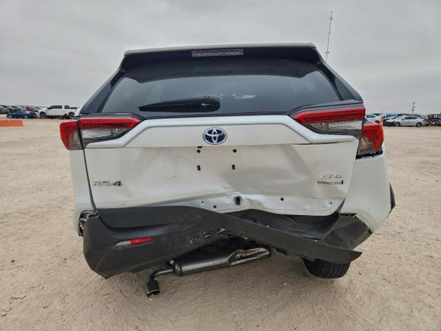 Toyota RAV4 Xle Premium Image 6