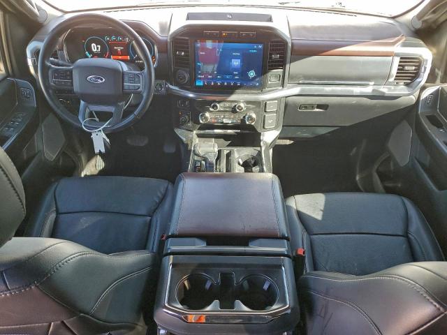 Ford F-150 Supercrew Image 8