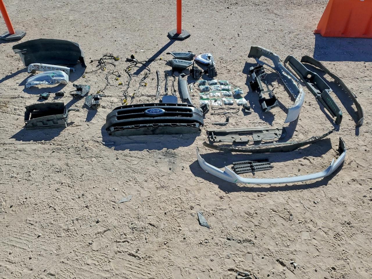 Ford F-150 Supercrew Image 9