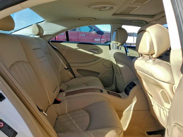 Mercedes-Benz C-Class 500c Image 8