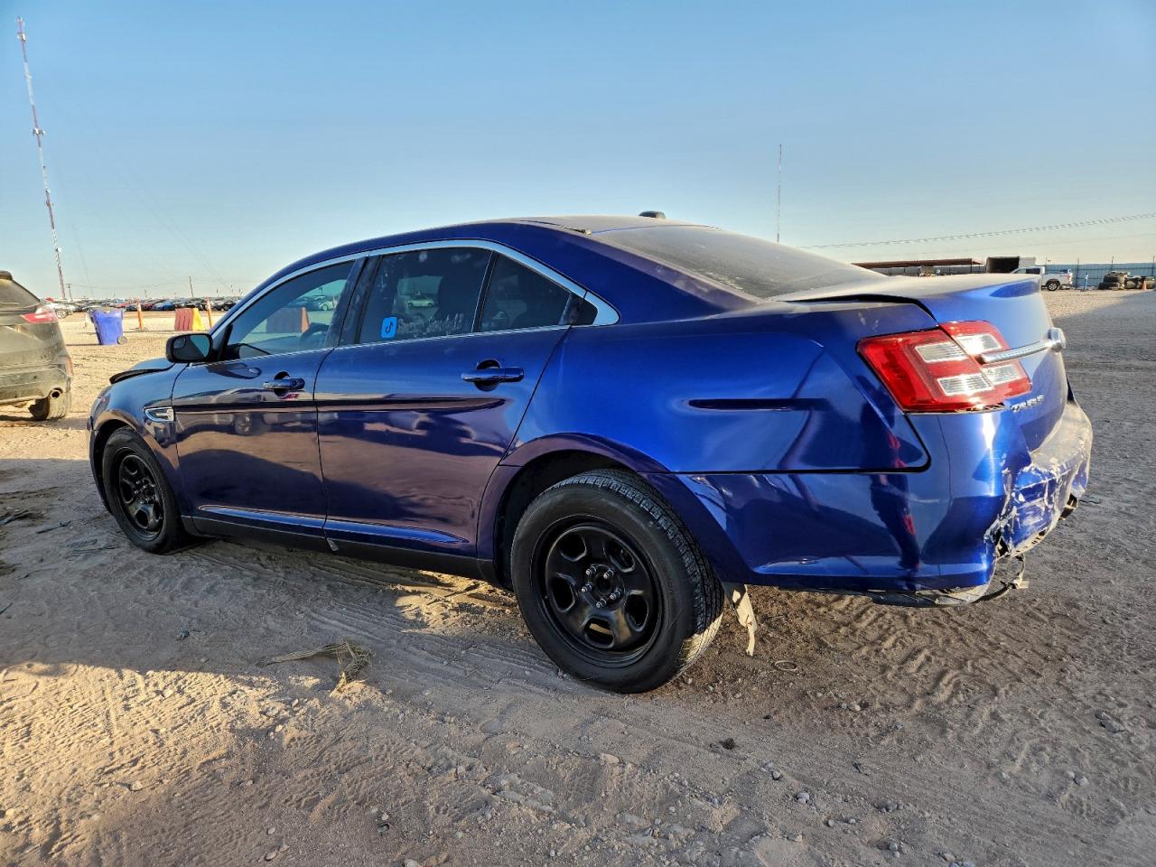 Ford Taurus Se Image 6