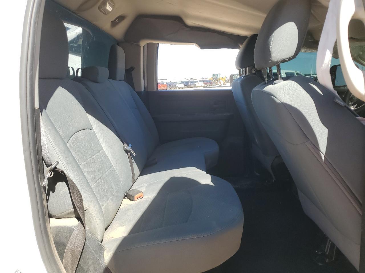 Ram 2500 St Image 11