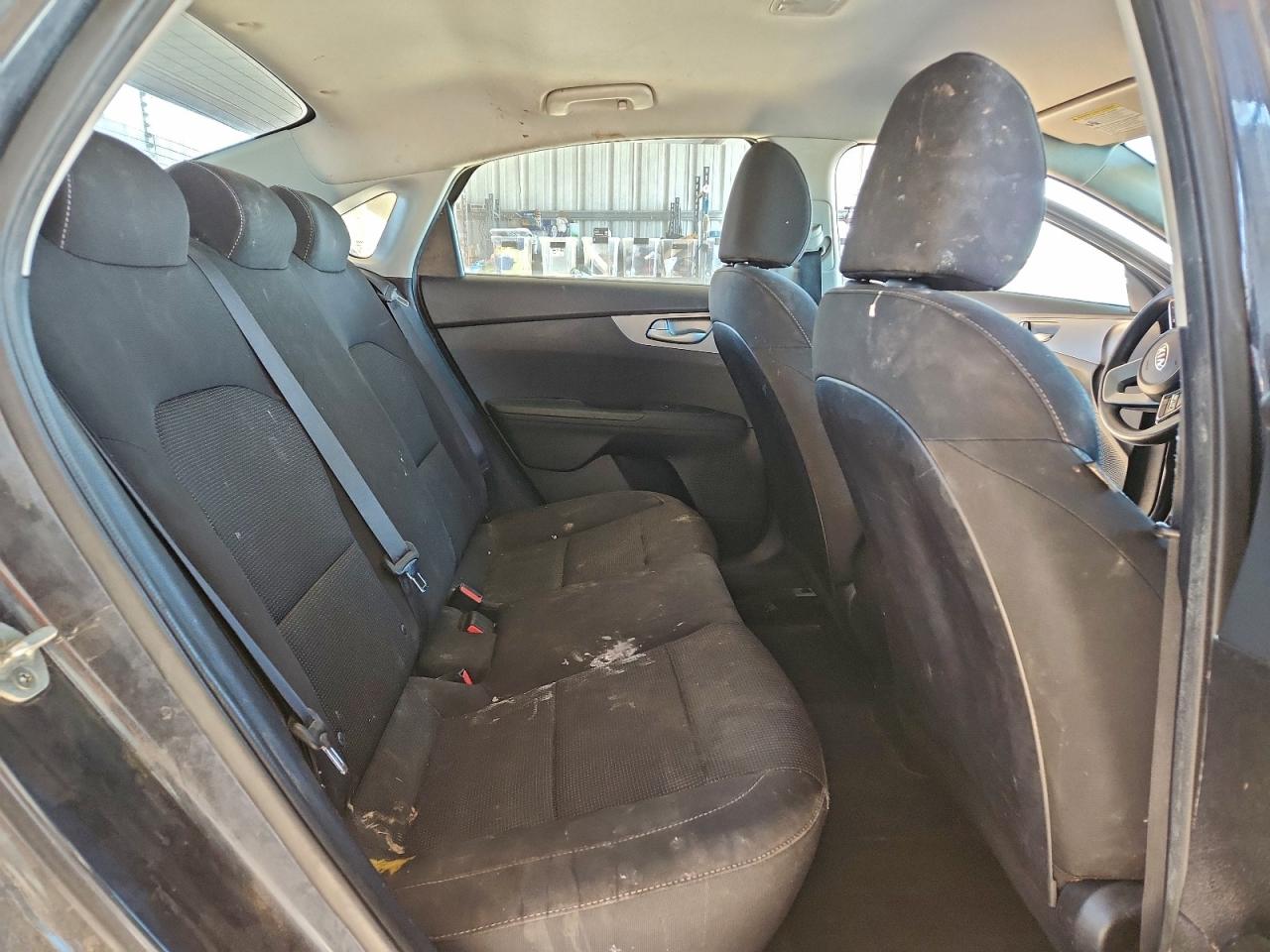 Kia Forte Fe Image 10