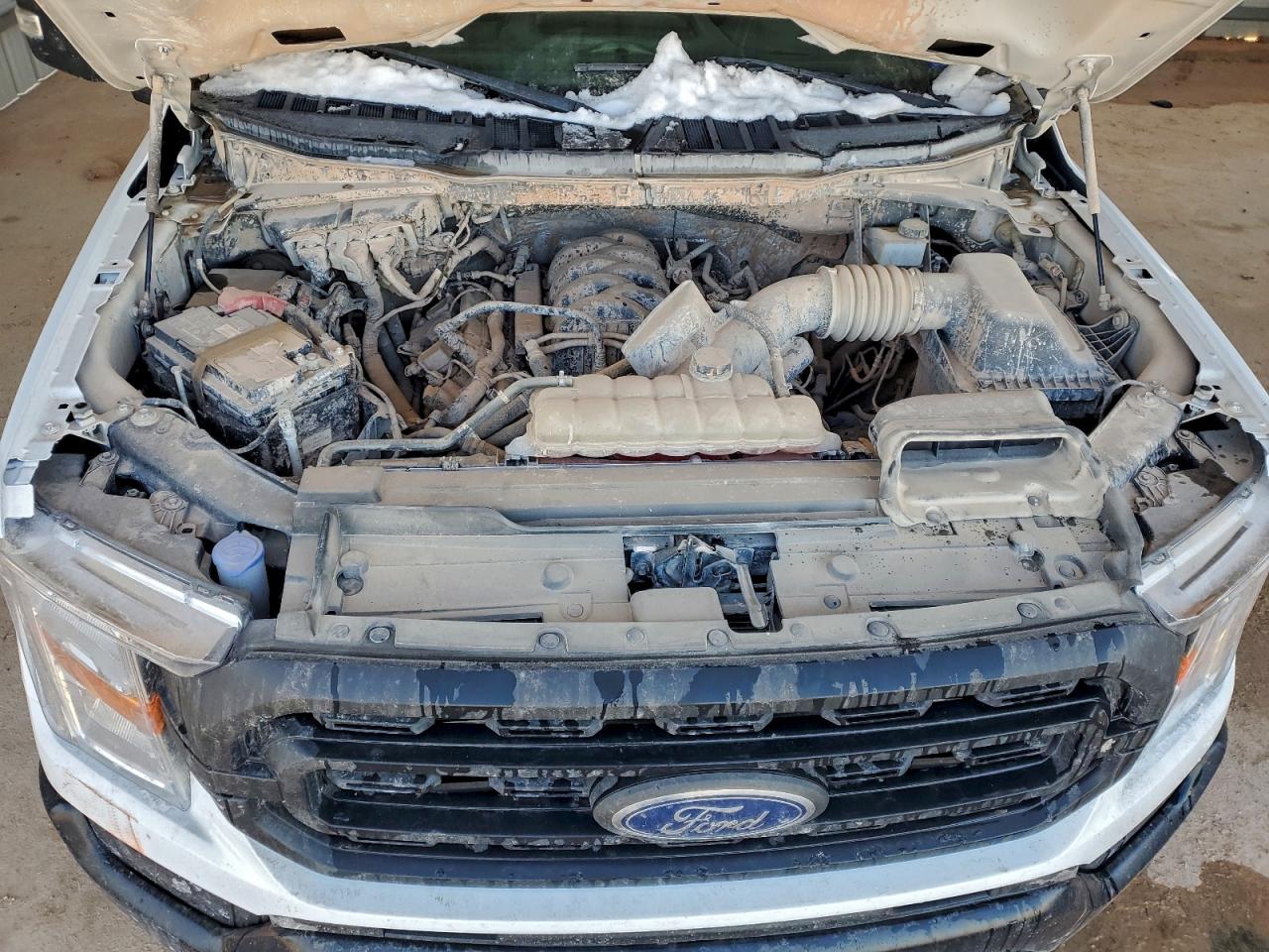 Ford F-150 Supercrew Image 11