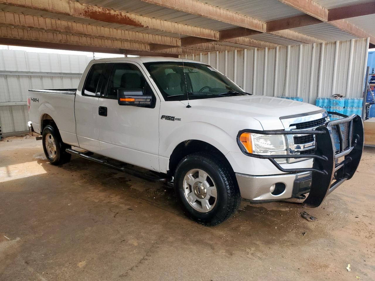 Ford F-150 Super Cab Image 8