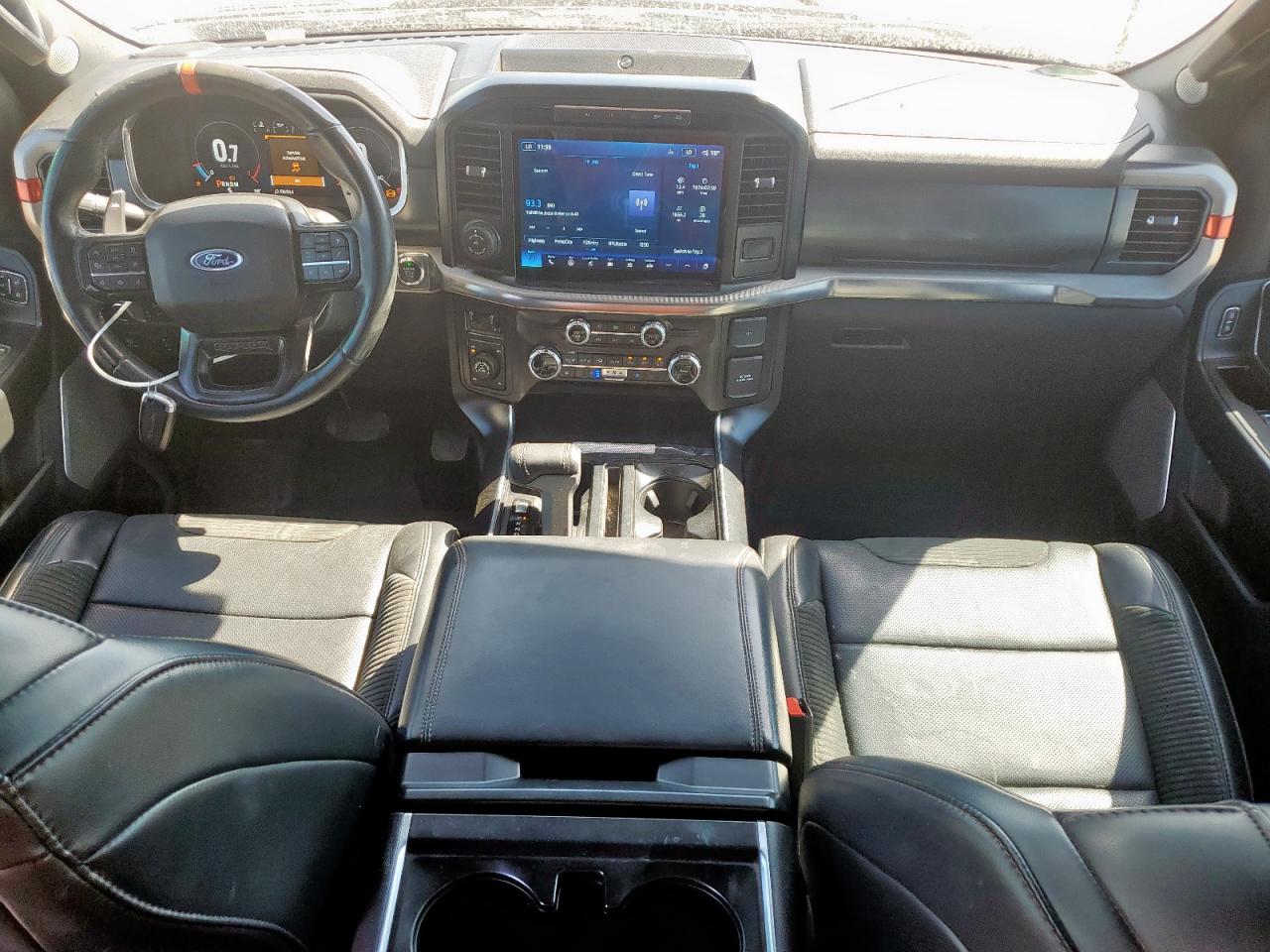 Ford F-150 Raptor Image 11