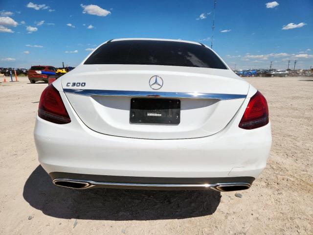 Mercedes-Benz C-Class 300 Image 5