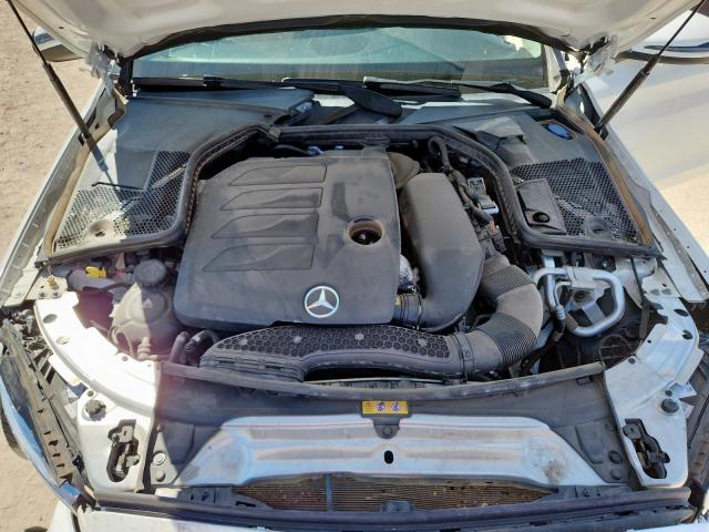 Mercedes-Benz C-Class 300 Image 9