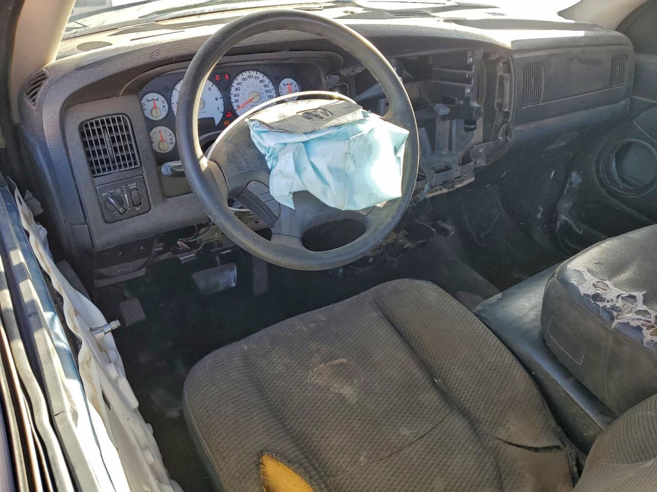 Dodge Ram 1500 Image 8