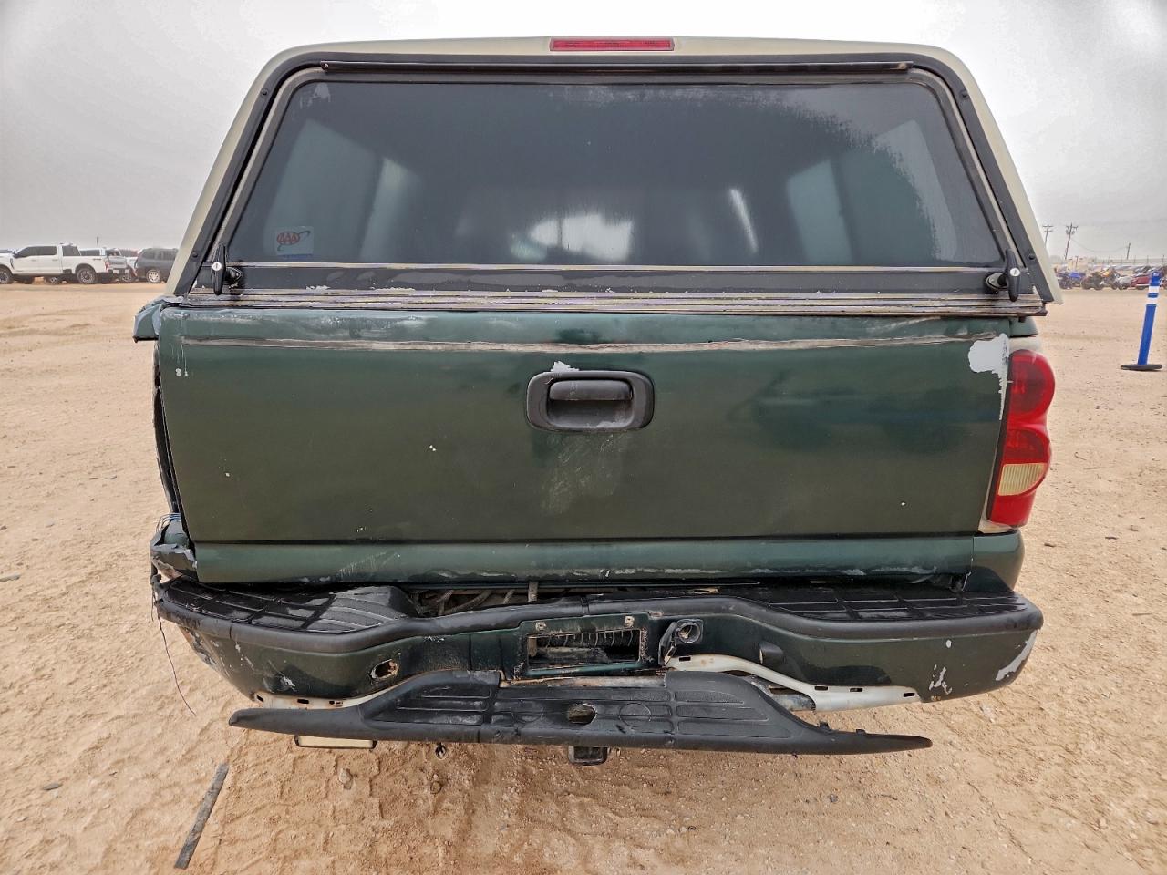 Chevrolet Silverado C1500 Image 4