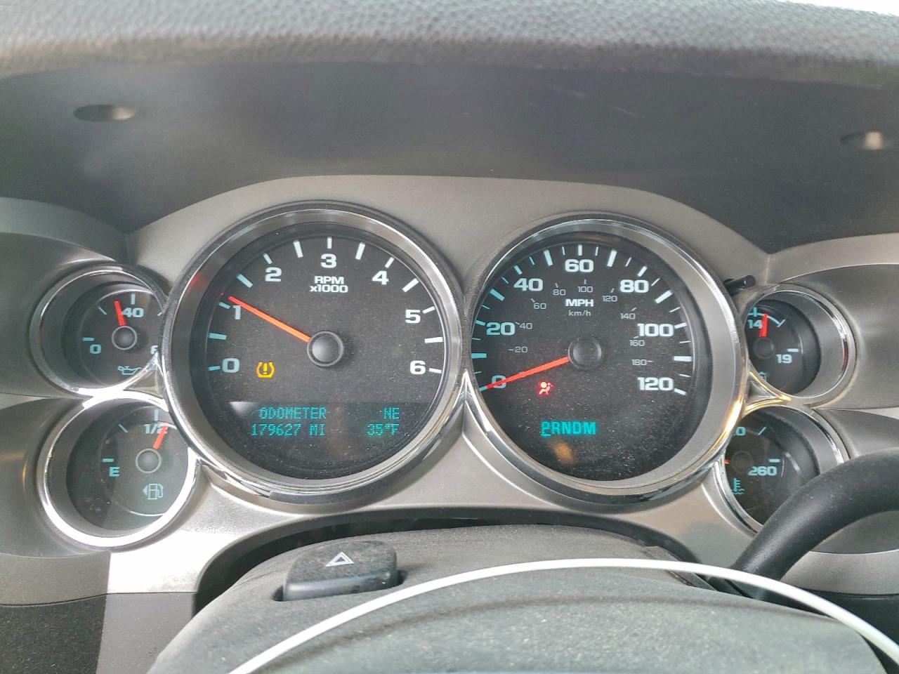 Chevrolet Silverado C1500 Lt Image 7